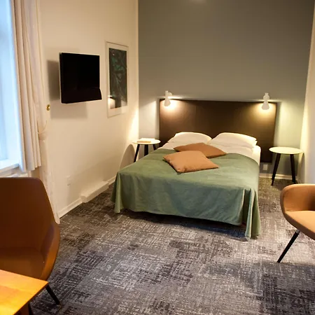 Gl Skovridergaard Hotel 4*