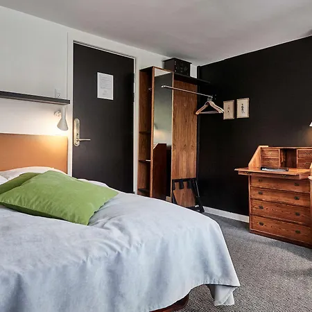 Gl Skovridergaard Hotel 4*