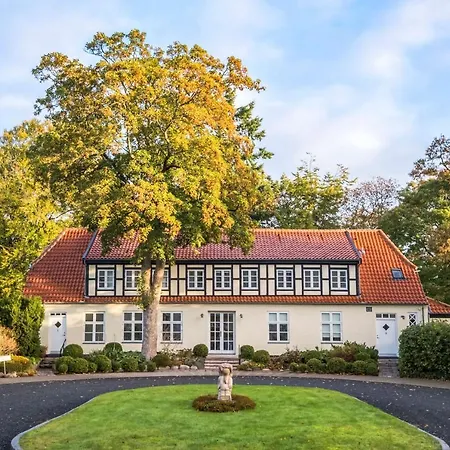 Hotel Gl Skovridergaard 4*