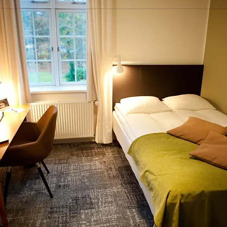 Gl Skovridergaard 호텔 실케보르