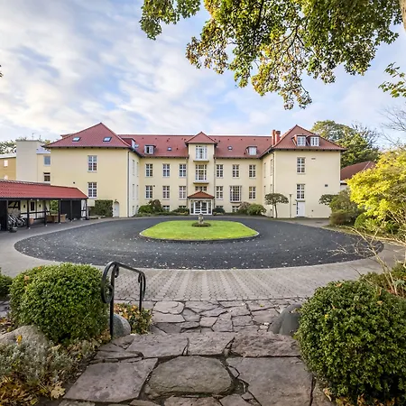 Gl Skovridergaard 4*