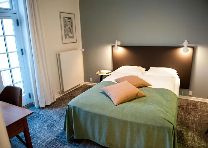 Hotel Gl Skovridergaard 4*