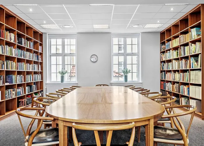 Gl Skovridergaard Hotel 4*