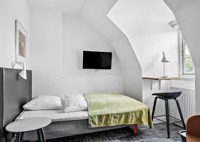 Gl Skovridergaard 4*